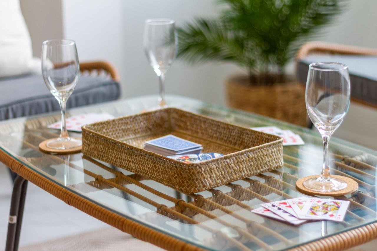 In The Heart Of It All: 2 Bed Cbd Townhouse ไครสต์เชิร์ช ภายนอก รูปภาพ
