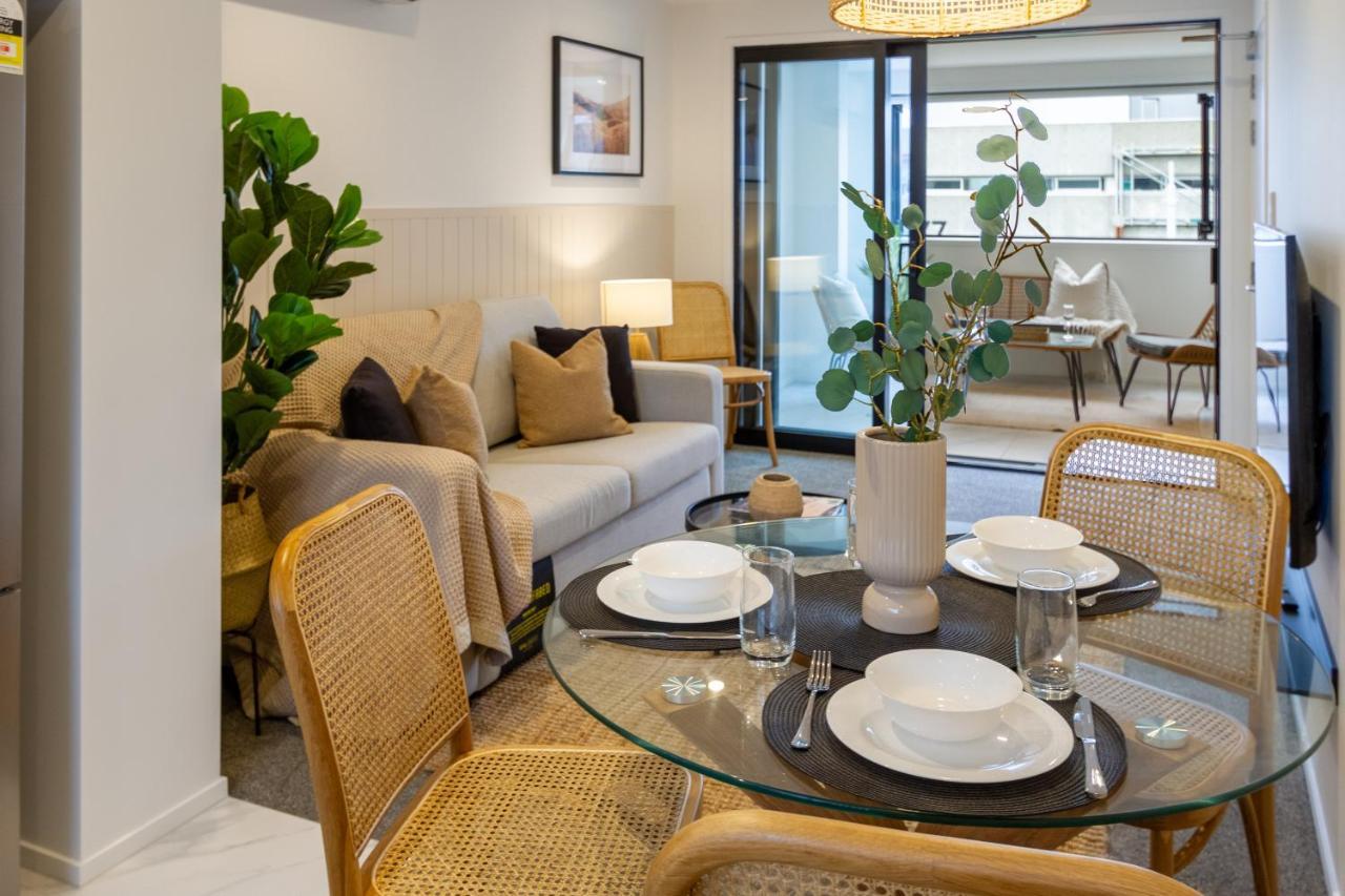 In The Heart Of It All: 2 Bed Cbd Townhouse ไครสต์เชิร์ช ภายนอก รูปภาพ